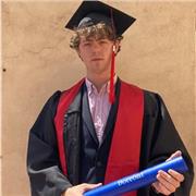 Madrelingua Francese aiuta studenti di tutti i livelli per migliorare la lingua scritta e parlata